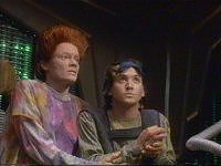 Die Fremden sind angekommen.