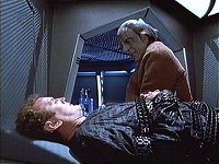 Conservator Kovat besucht O'Brien.