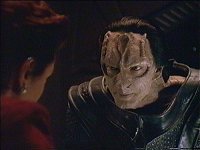 Dukat möchte wieder Cardassianer auf der Station stationieren.