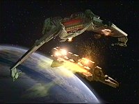 Dukat zerstört mit dem Bird of Prey sein eigenes Schiff.