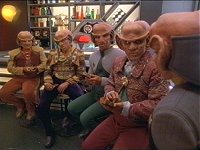 Nog weist die Ferengi ein.