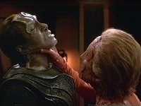 Die Gründerin ist wütend auf Brokar.