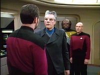 Krag verlangt die Auslieferung Rikers.