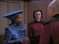 Guinan möchte, dass Picard Ro Laren anhört.