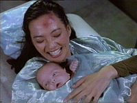 Keiko bringt eine gesunde Tochter zur Welt