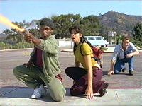 Tuvok verteidigt Robinson und Paris.