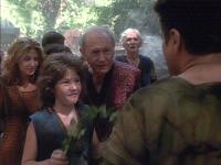 Chakotay findet eine Siedlung